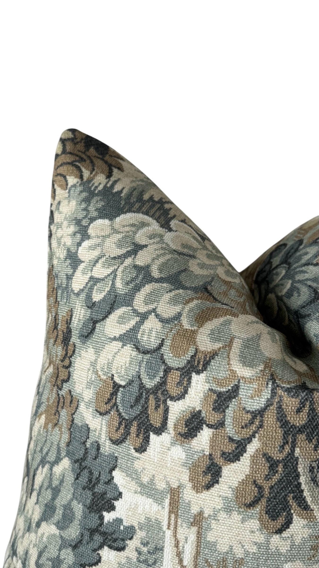 Scenic Tree Pillow Cover, Vintage Style