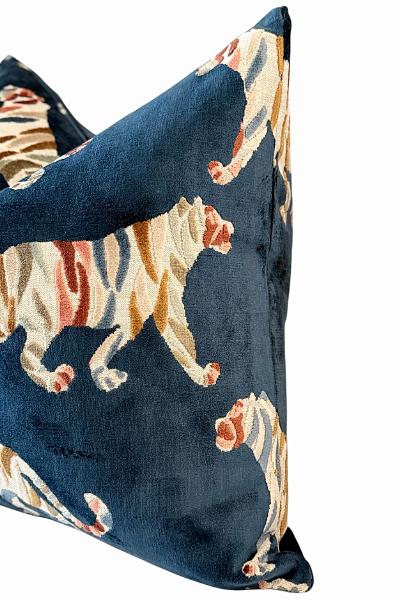 Blue Tiger Velvet Pillow Cover, Animal Print Luxury Sofa Decor